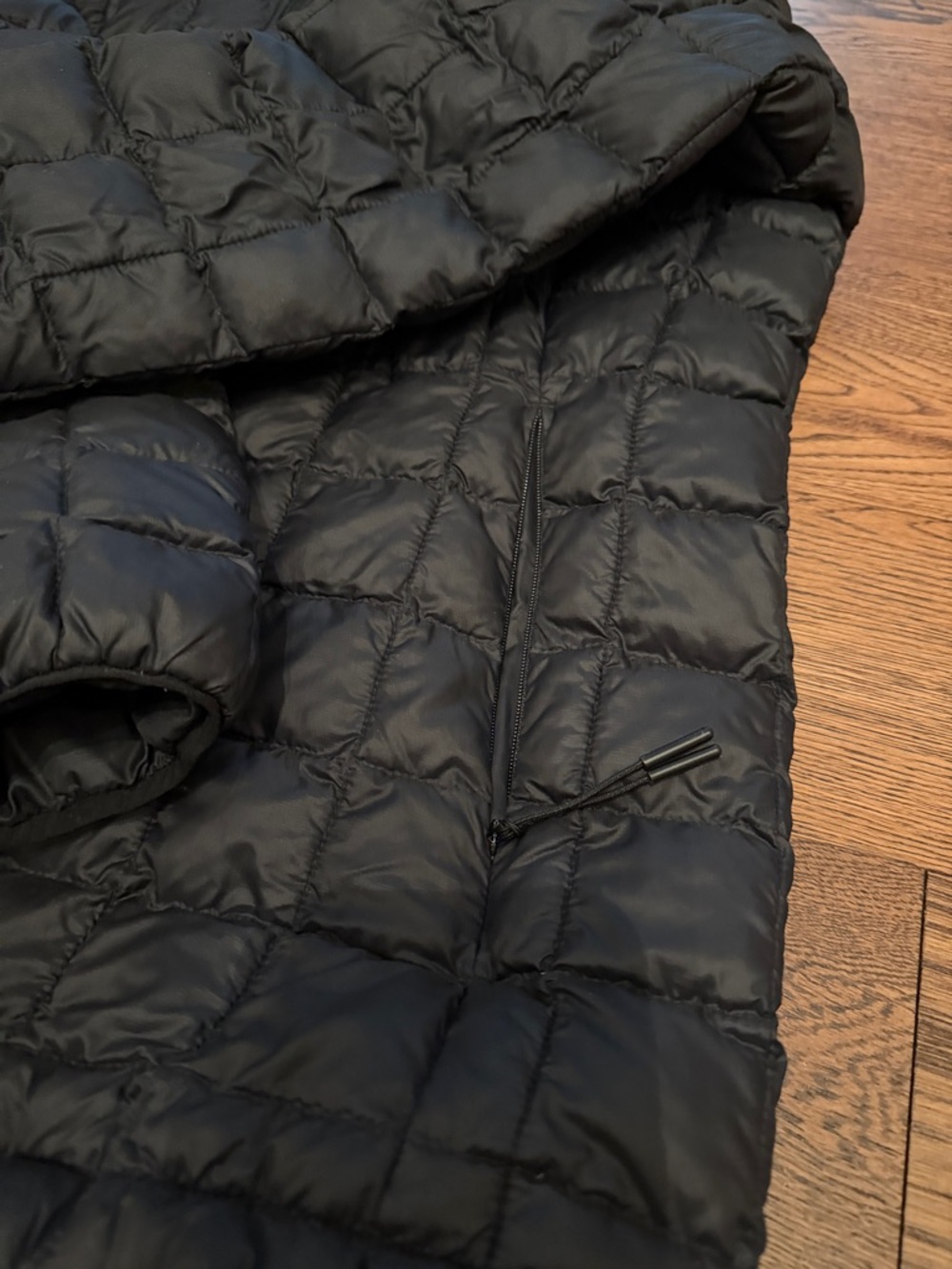 North Face Women’s thermoball eco jacket - Picture 3 of 5